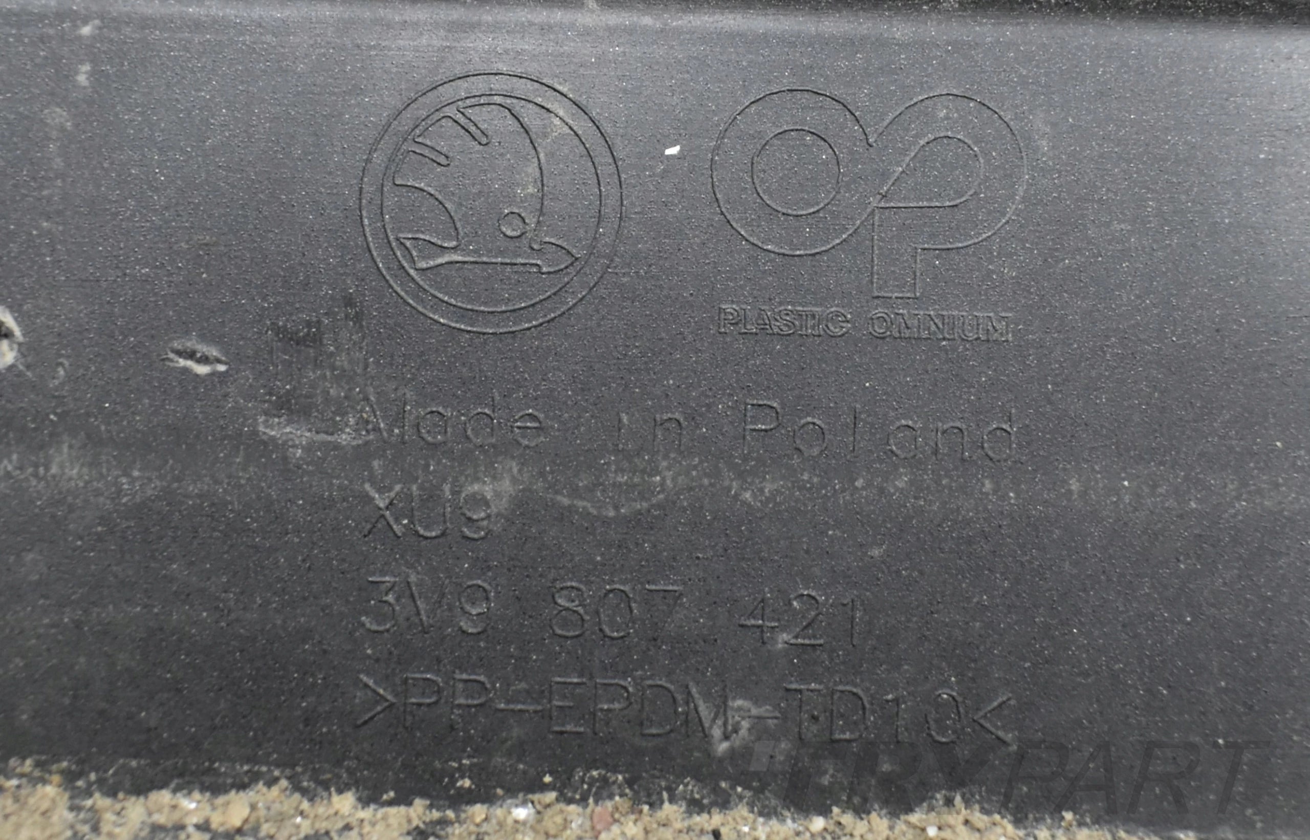 SKODA SUPERB III 3V9 REAR BUMPER ESTATE ORG