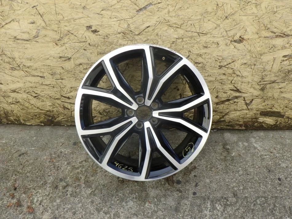 VW 2GM 7J x 18 ET39 5x112 aluminum wheel