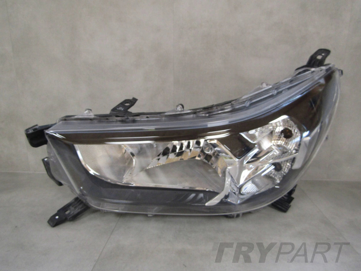 Front Lamp Toyota Hilux 8 VIII LIFT STANDARD 20- LH 81150 0KK60