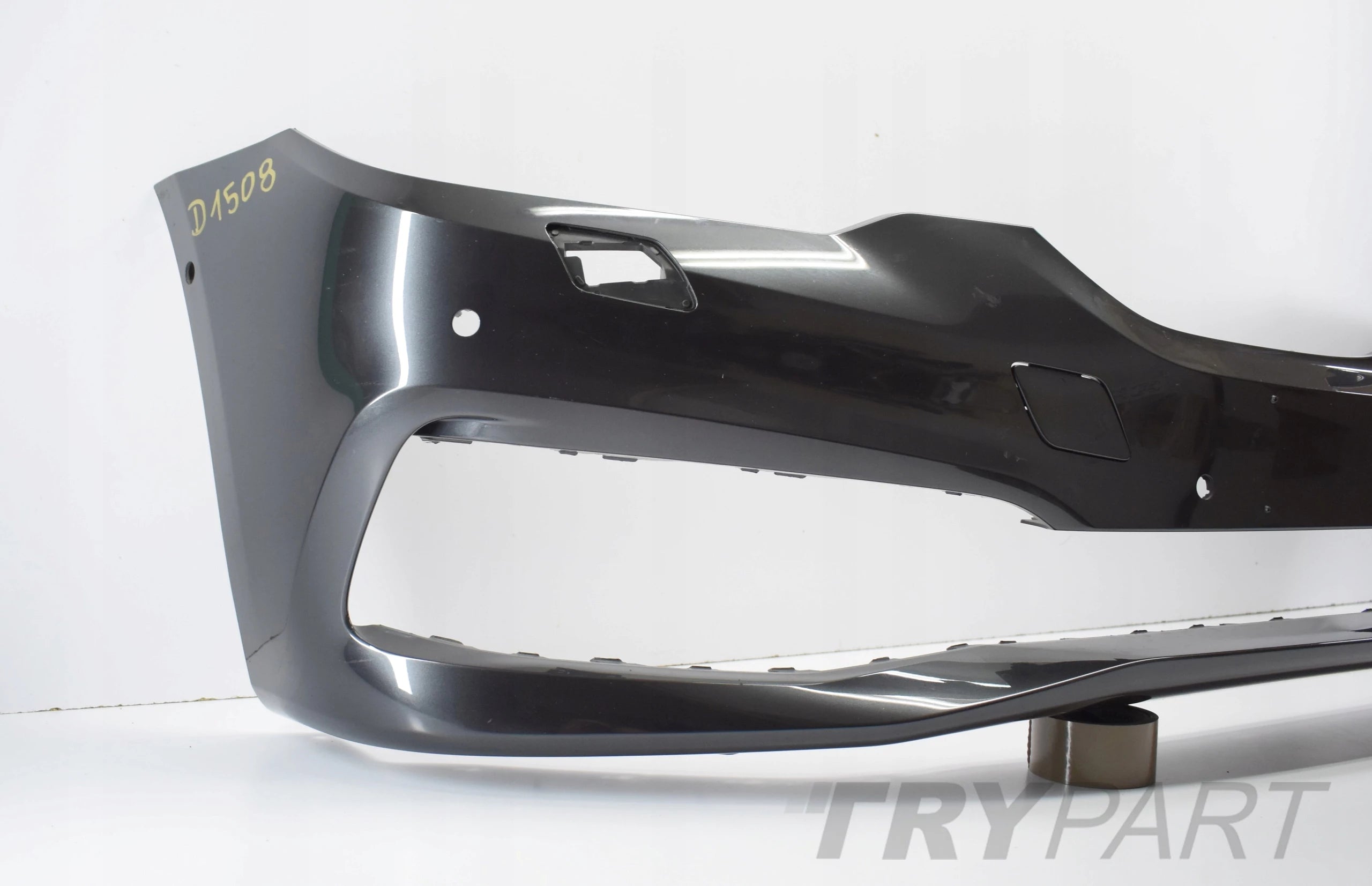 BMW 5 G30 G31 FRONT BUMPER EXCELLENT CONDITION ORIGINAL