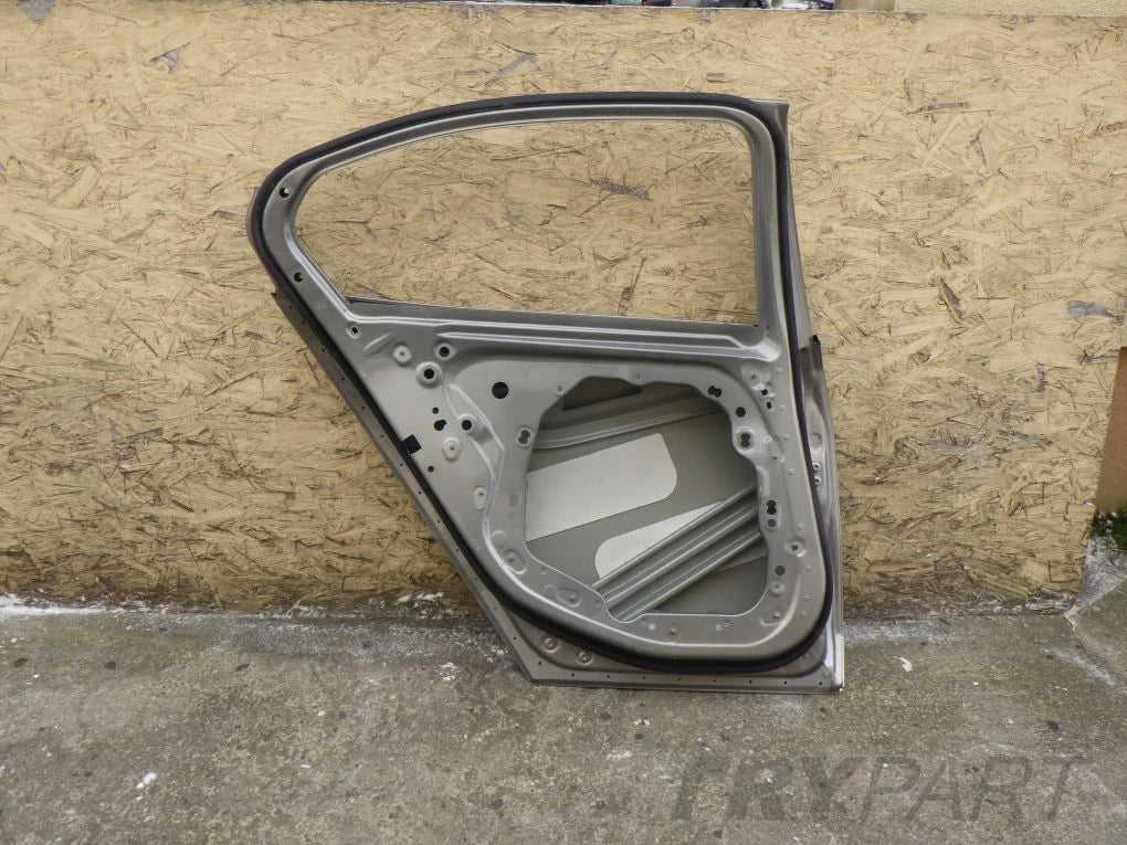 BMW 5 G60 G61 2023- Rear Left Door