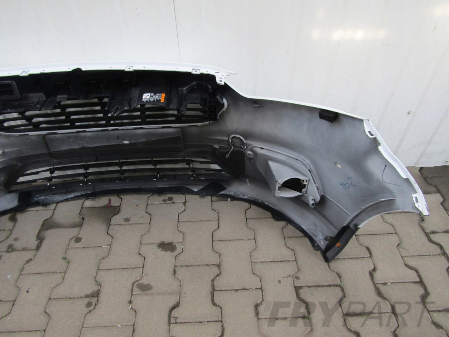 Front Bumper Ford Transit Courier Lift 18-