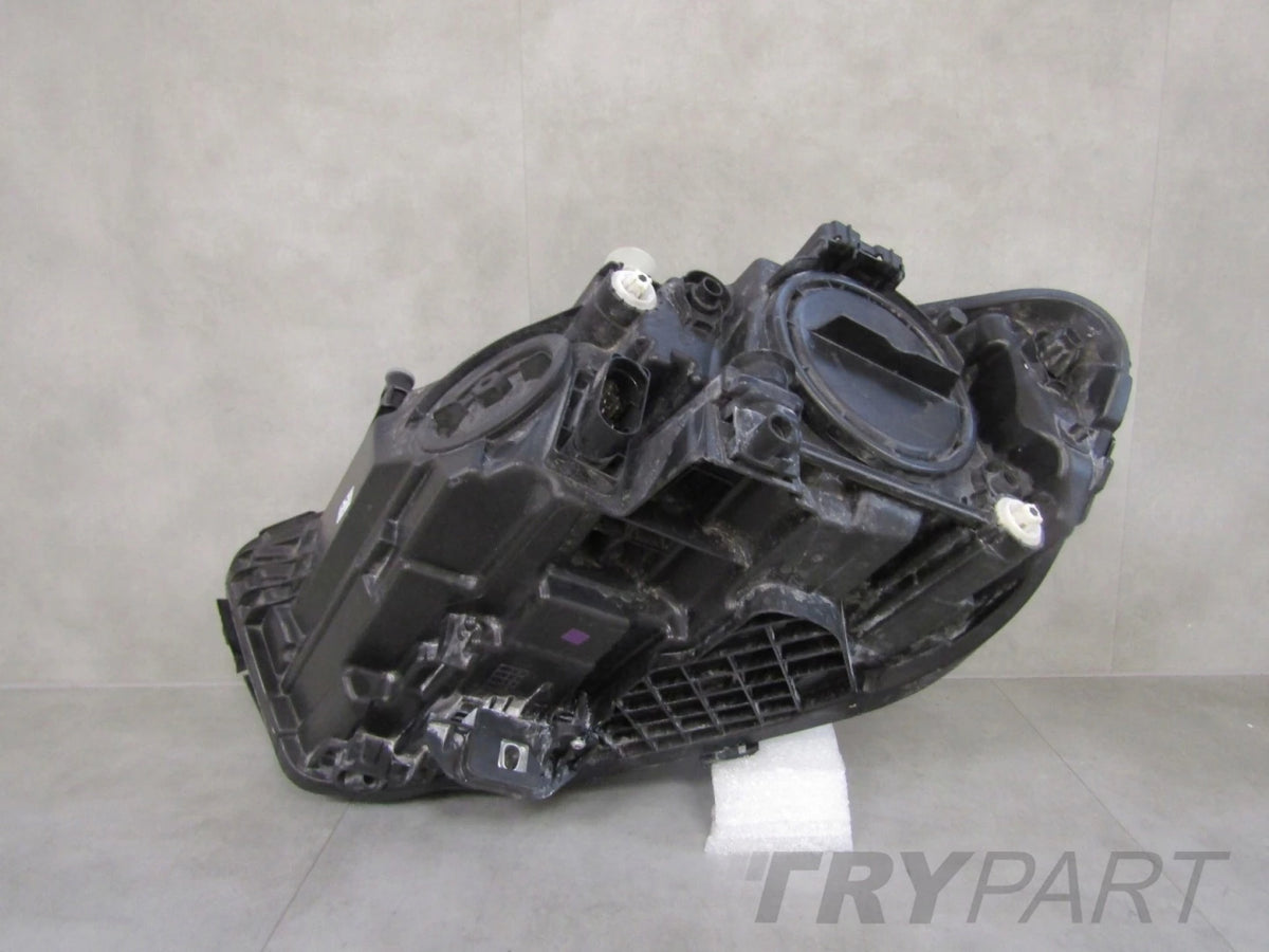 MERCEDES-BENZ A-CLASS 177 W177 STANDARD HEADLIGHT 18-22 RH RIGHT A1779062200