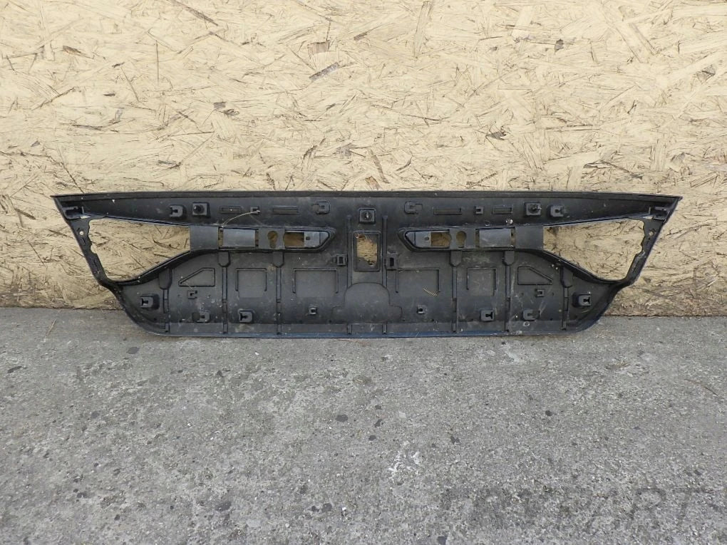 RENAULT MEGANE IV 4 SEDAN 15- Tailgate Trim Strip