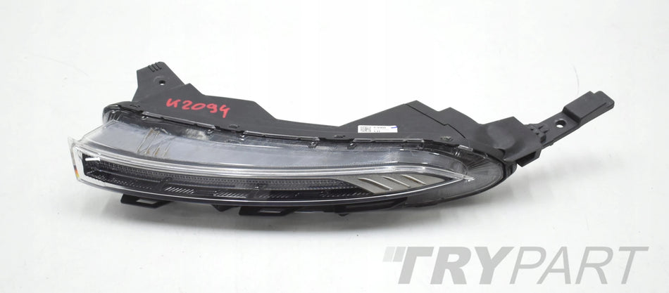 HYUNDAI BAYON LEFT DRL HALOGEN LED HEADLIGHT FRONT ORG EU 92207-Q05