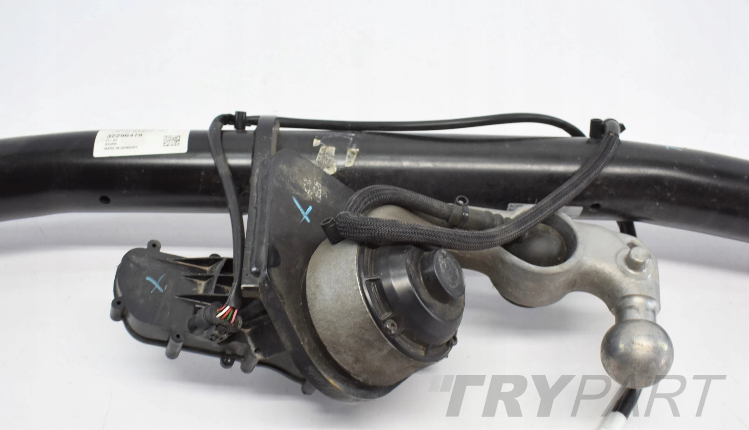 VOLVO XC60 II ELECTRIC TOW HITCH ORG 32296478