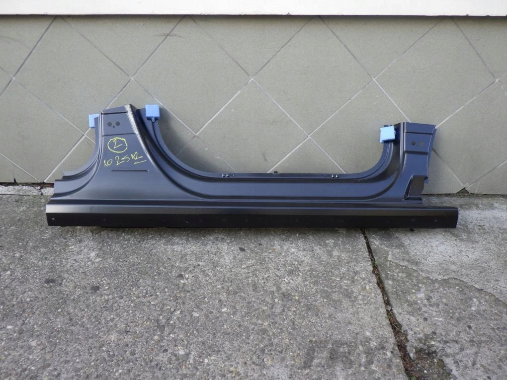 PEUGEOT 308 P5 T10 3 III GT GT LINE 21- Right Sill Panel Cover