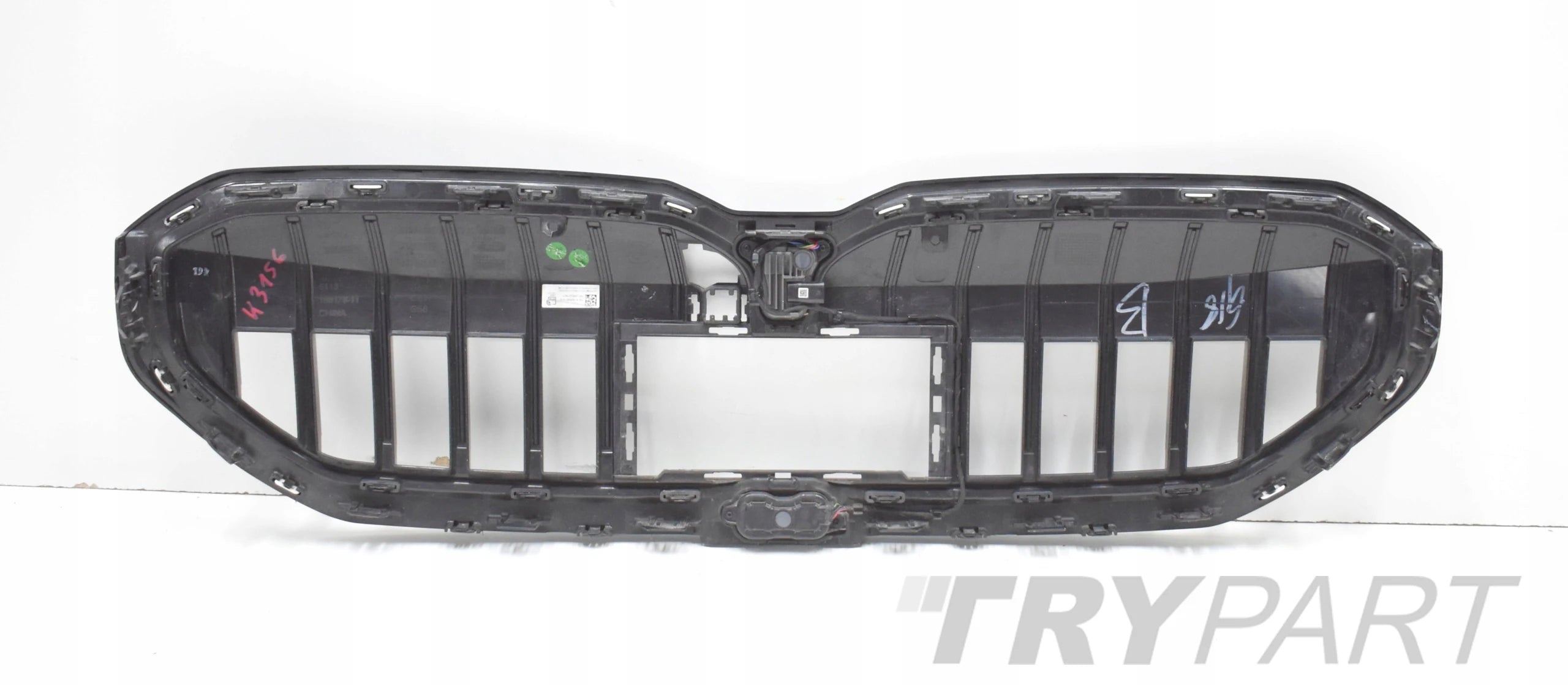 BMW G60 G61 Kidney Grille OEM LED