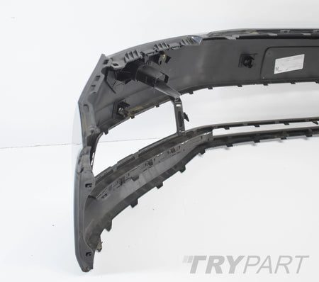 VW TOURAN III 5TA FRONT BUMPER EXCELLENT CONDITION