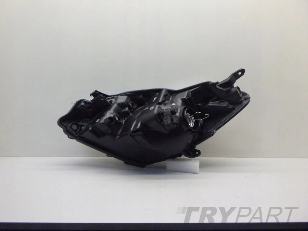 TOYOTA YARIS III LIFT 13- Right Headlight