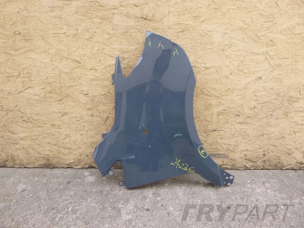 MERCEDES SPRINTER W 907 910 Front Right Fender