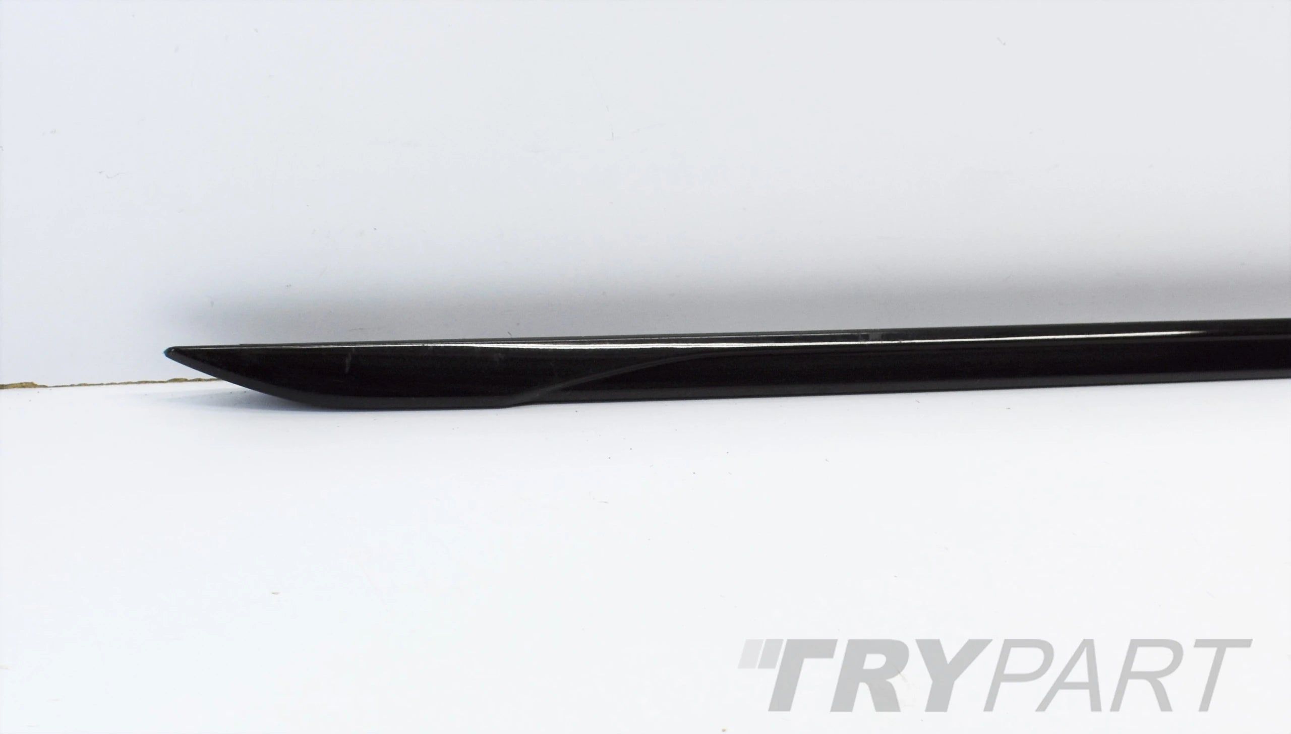 AUDI A4 B9 S LINE LIFT 8W LEFT SILL MOLDING