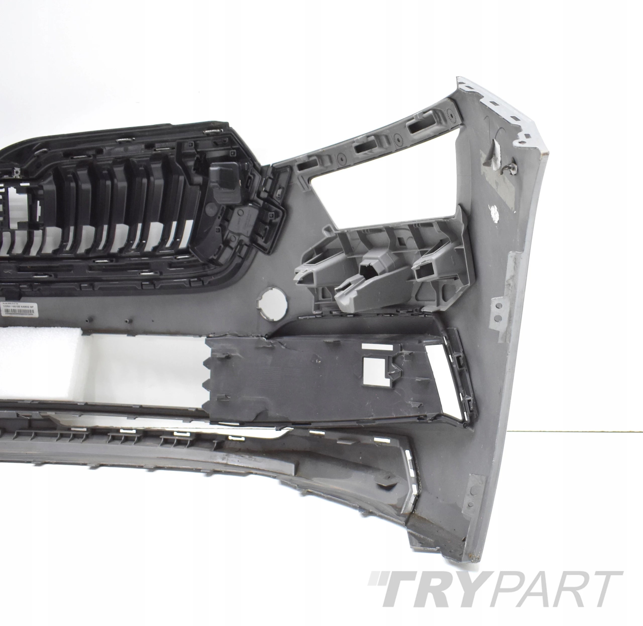SKODA KAMIQ 568 FRONT BUMPER ORG + GRILLE + GRILLE INSERT