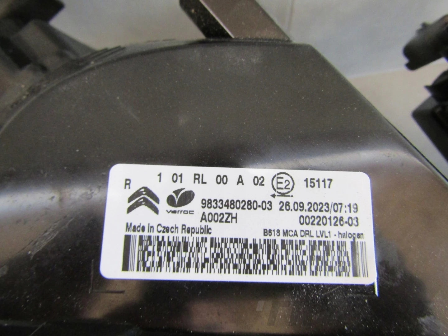HEADLIGHT CITROEN C3 III STANDARD DRL RH RIGHT 20-24 LIFT 9833480280-03