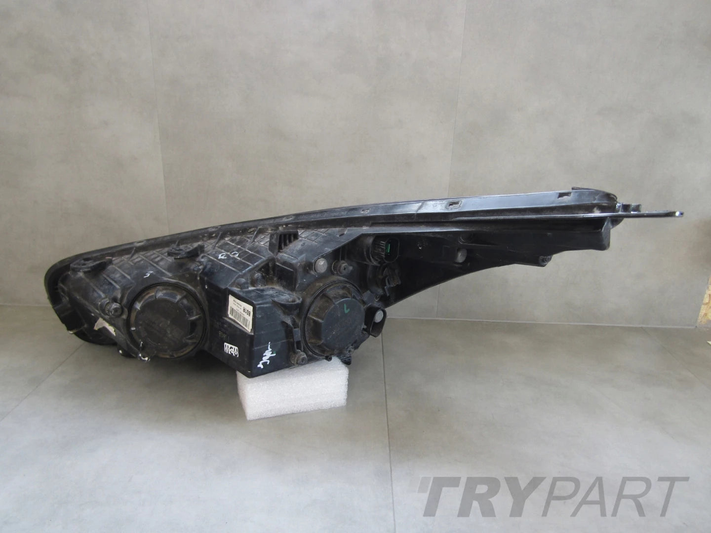 Kia Ceed 2 II Headlight, Regular Lens, 12-18, RH, 92102 A2010