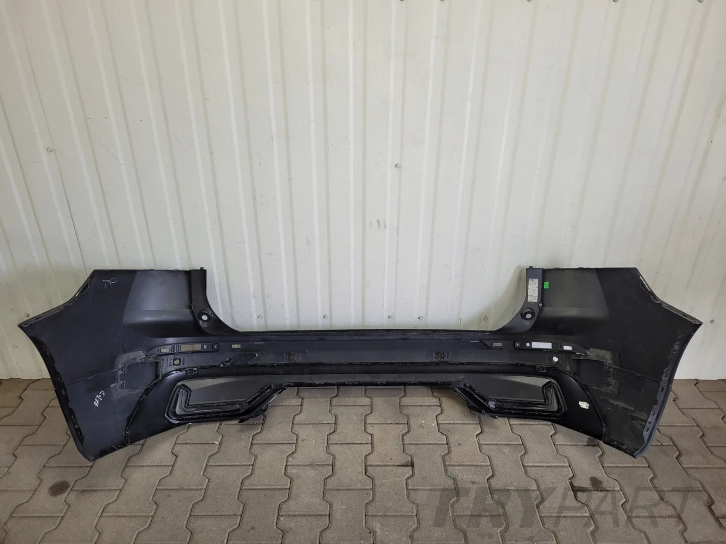 Rear Bumper for Volvo XC60 2 II R-Design Lift 21-