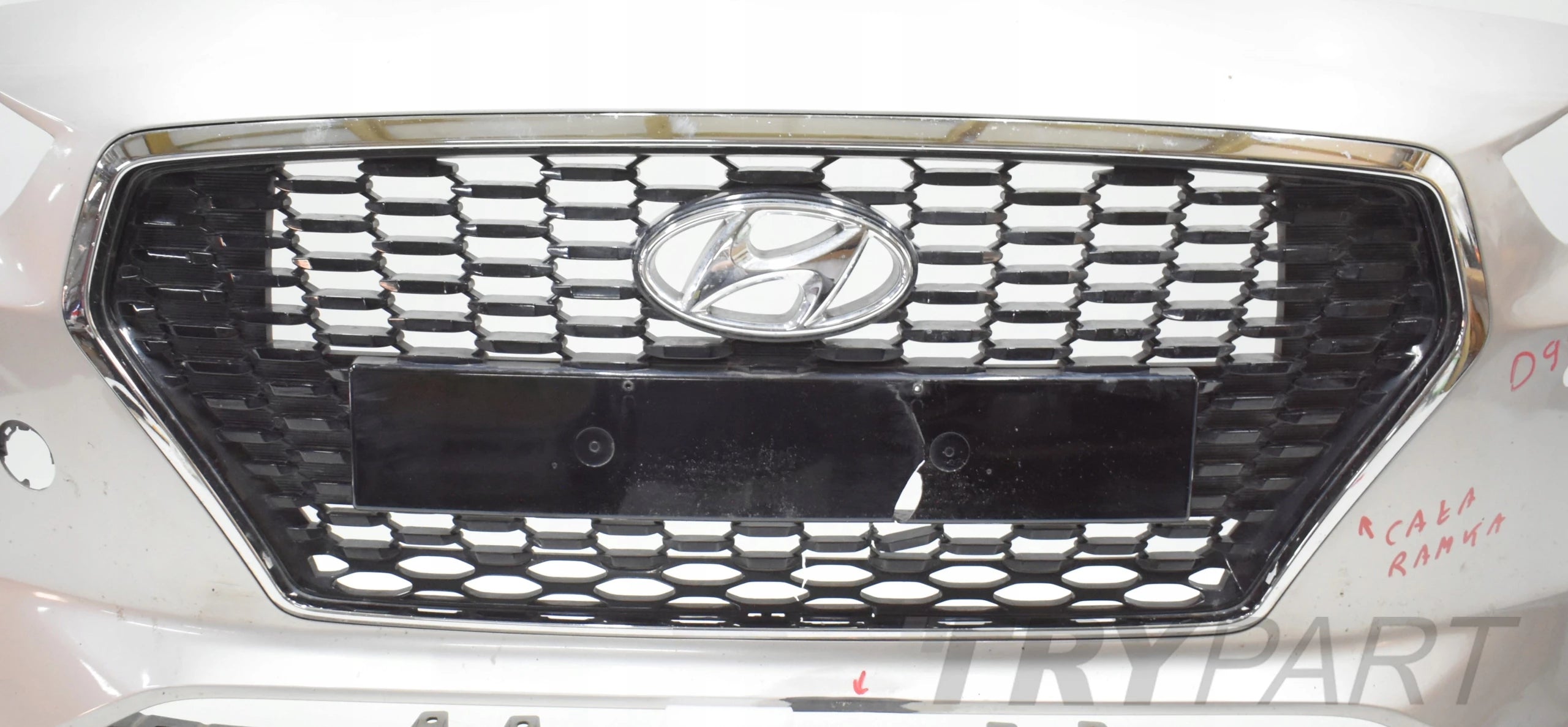 HYUNDAI I30 III FRONT BUMPER ORIGINAL + CHROME + BOTTOM