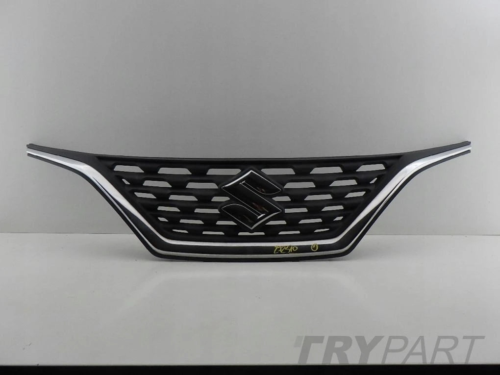 SUZUKI BALENO II 2 15- 71741-68P1 Grille Catch