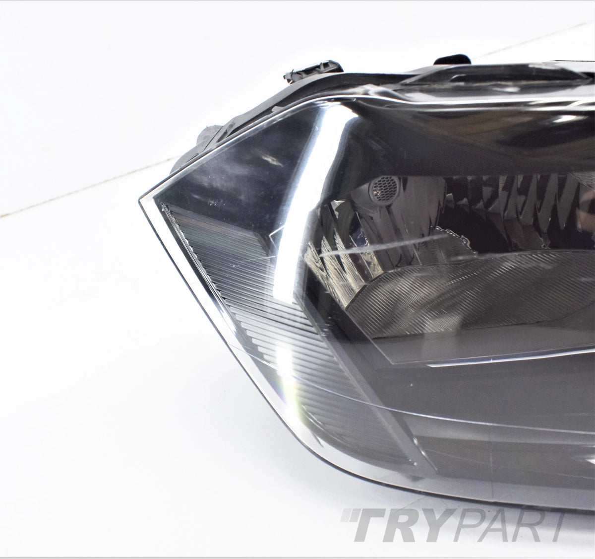 VW POLO VI 2G RIGHT FRONT LED HEADLIGHT ORG