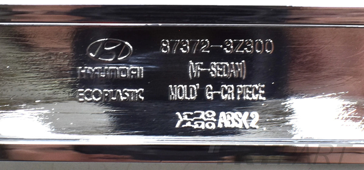 HYUNDAI I40 CHROME TRUNK LID TRIM ORG NEW SEDAN