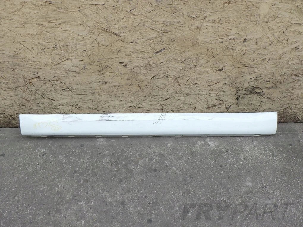SKODA YETI LIFT 5L0853856B right sill trim strip