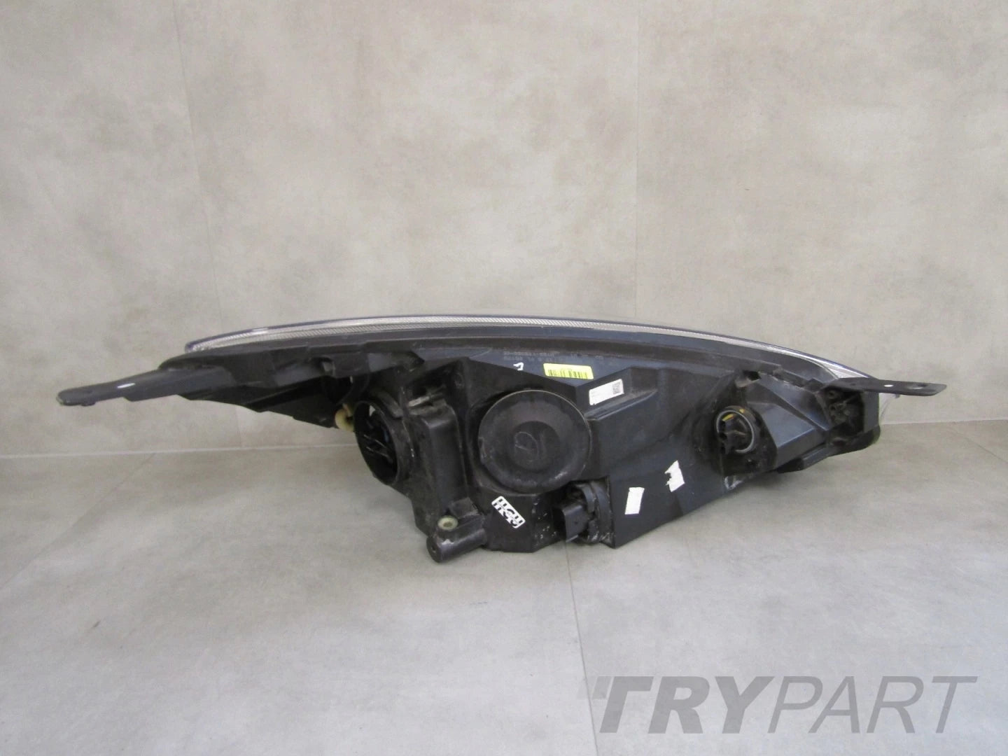 HEADLIGHT FORD FIESTA MK8 VIII 17-21 STANDARD LENS WITH LED LH LEFT