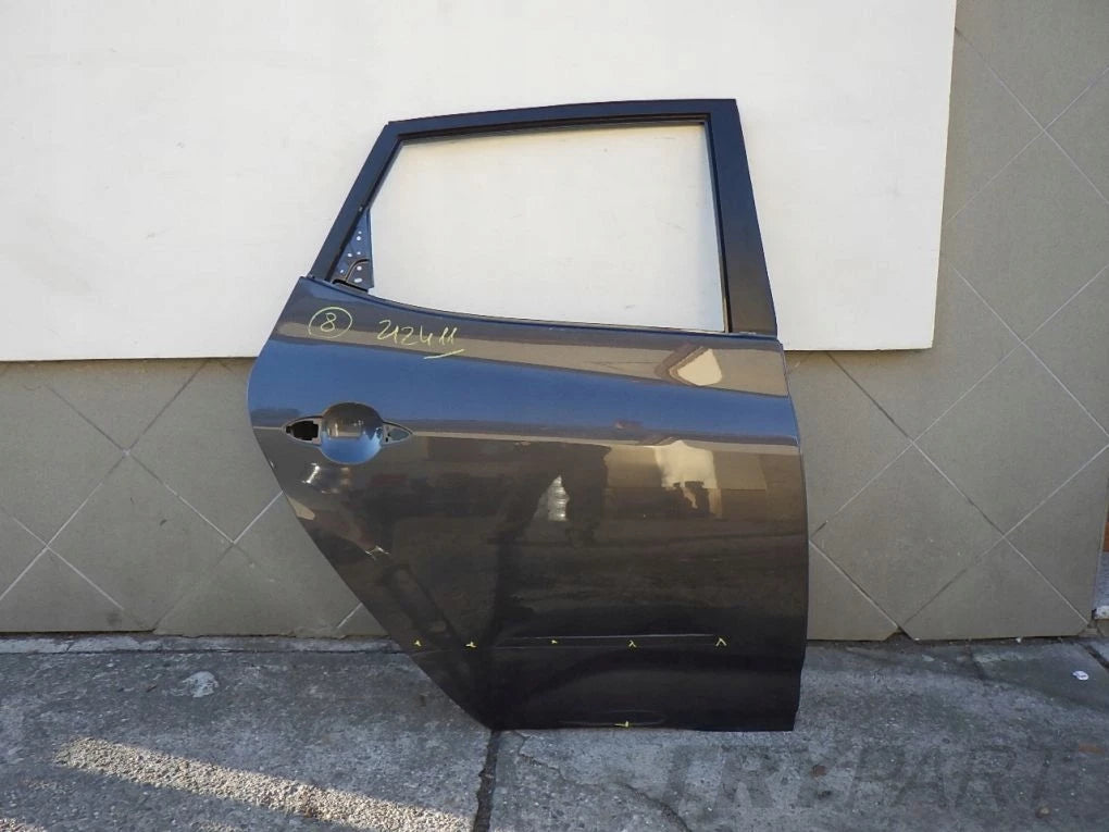 KIA VENGA 09- Right Rear Door