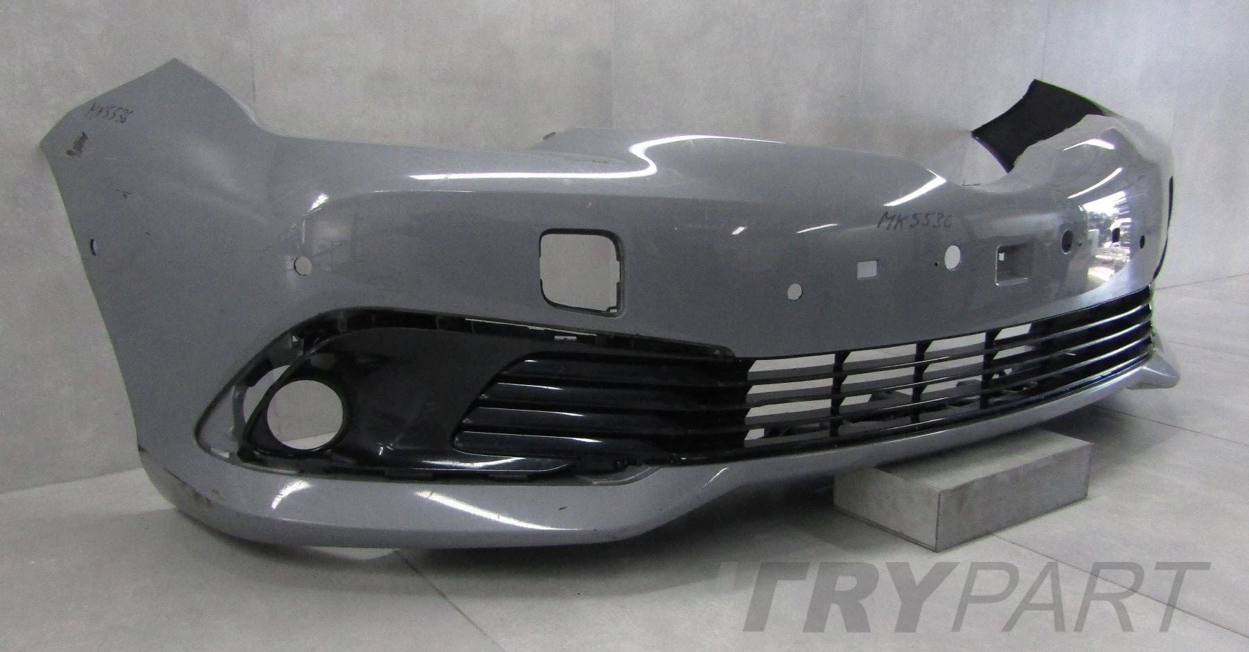 Front Bumper Toyota Auris 2 II Lift 15-18 / PLATE