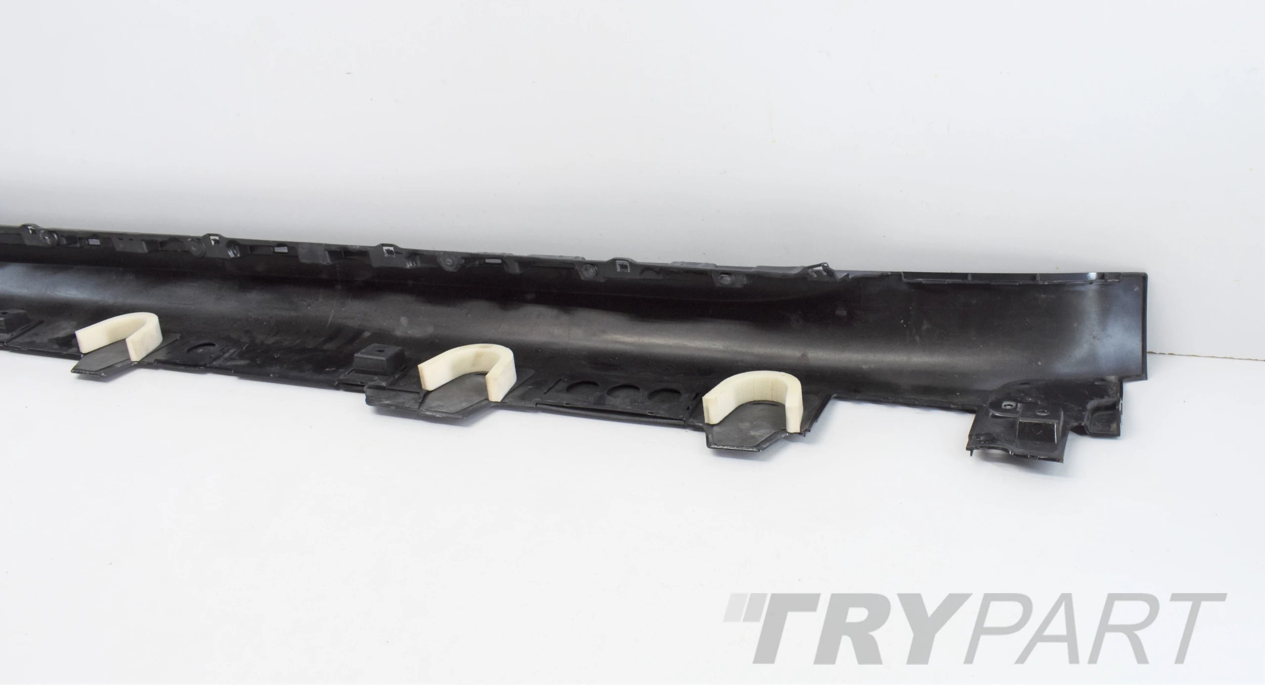 TESLA MODEL S RIGHT SILL MOULDING ORG