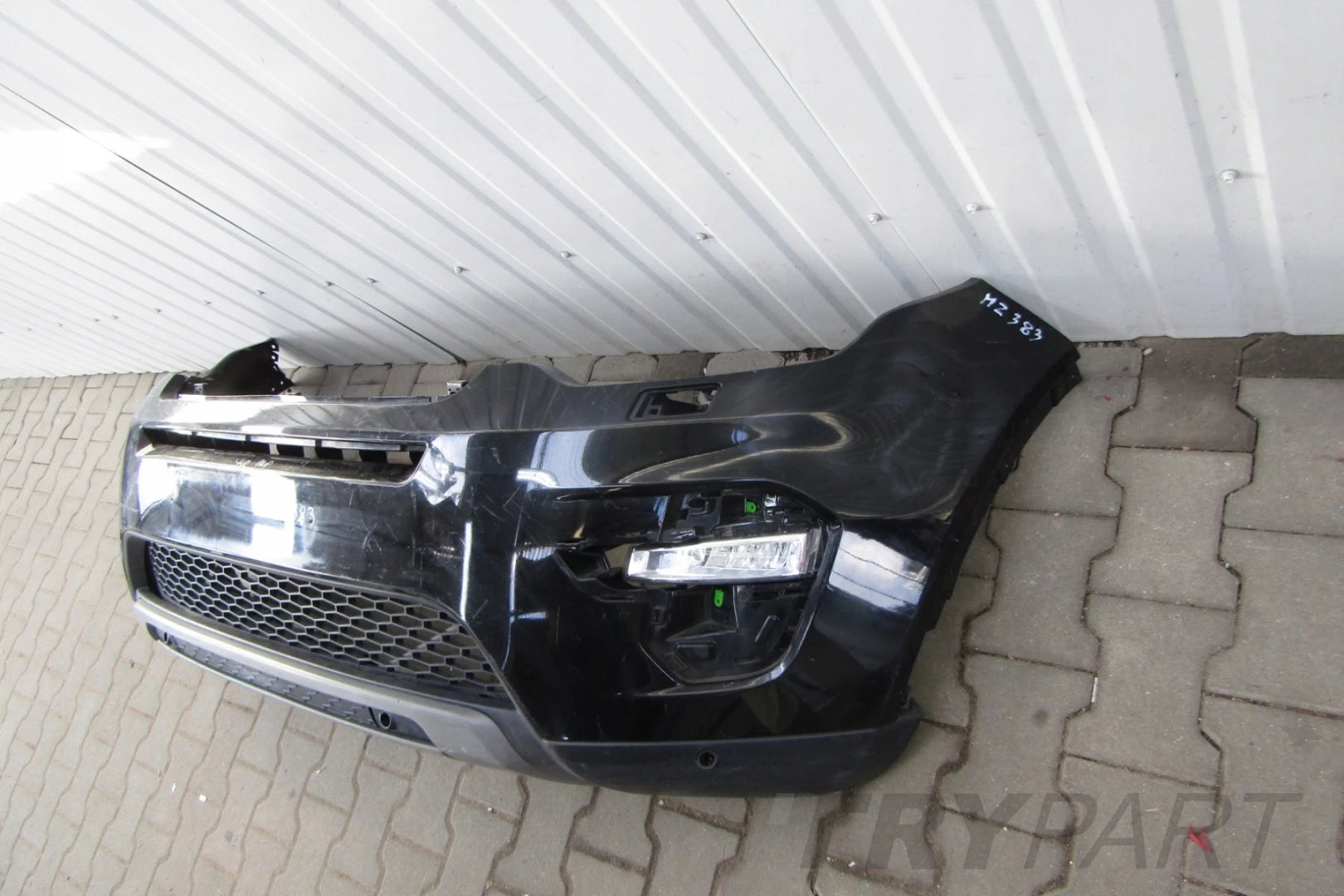 FRONT BUMPER LAND ROVER DISCOVERY SPORT L550
