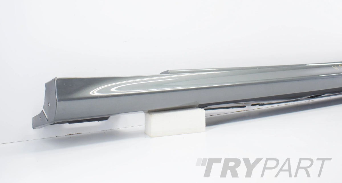 MERCEDES CLS W257 LEFT SILL STRIP ORG