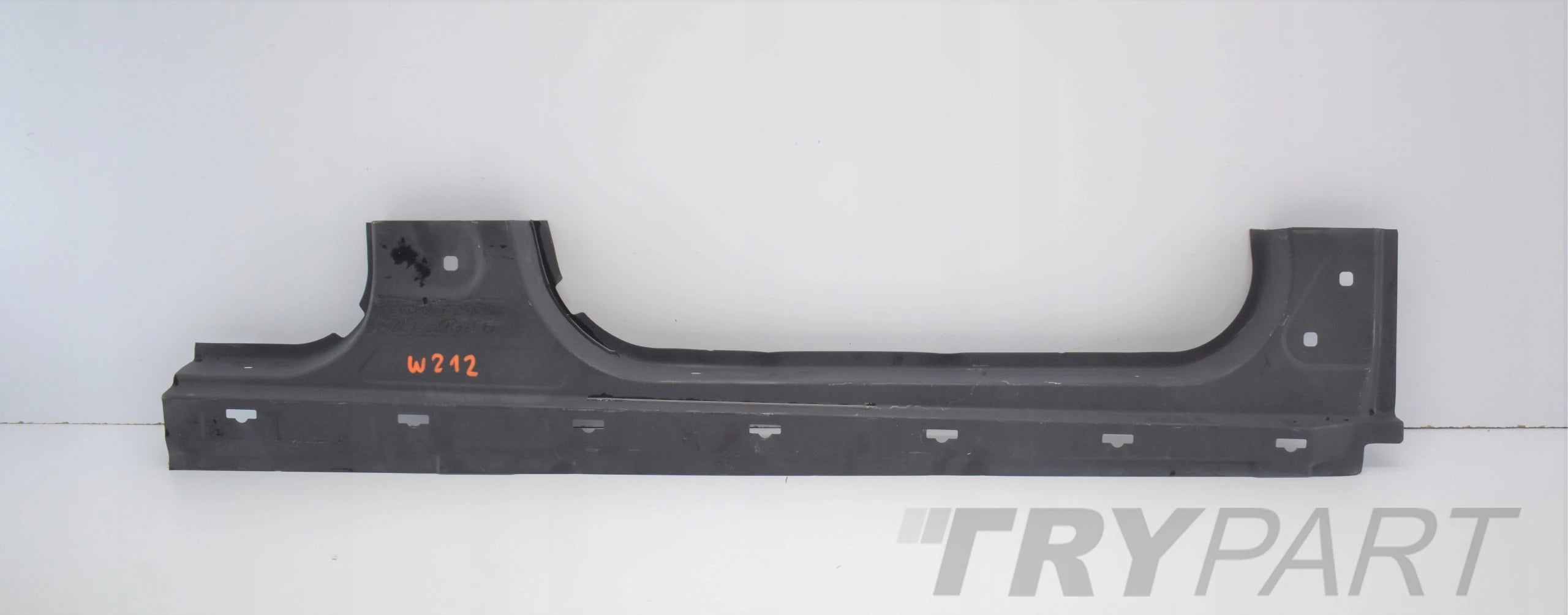 MERCEDES E CLASS W212 RIGHT SILL PANEL ORG NEW