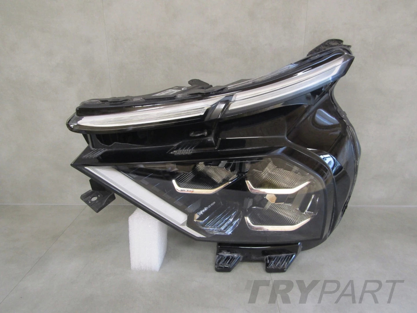 Front Lamp Citroen C4 III LED Vision LH 20- 9830649480