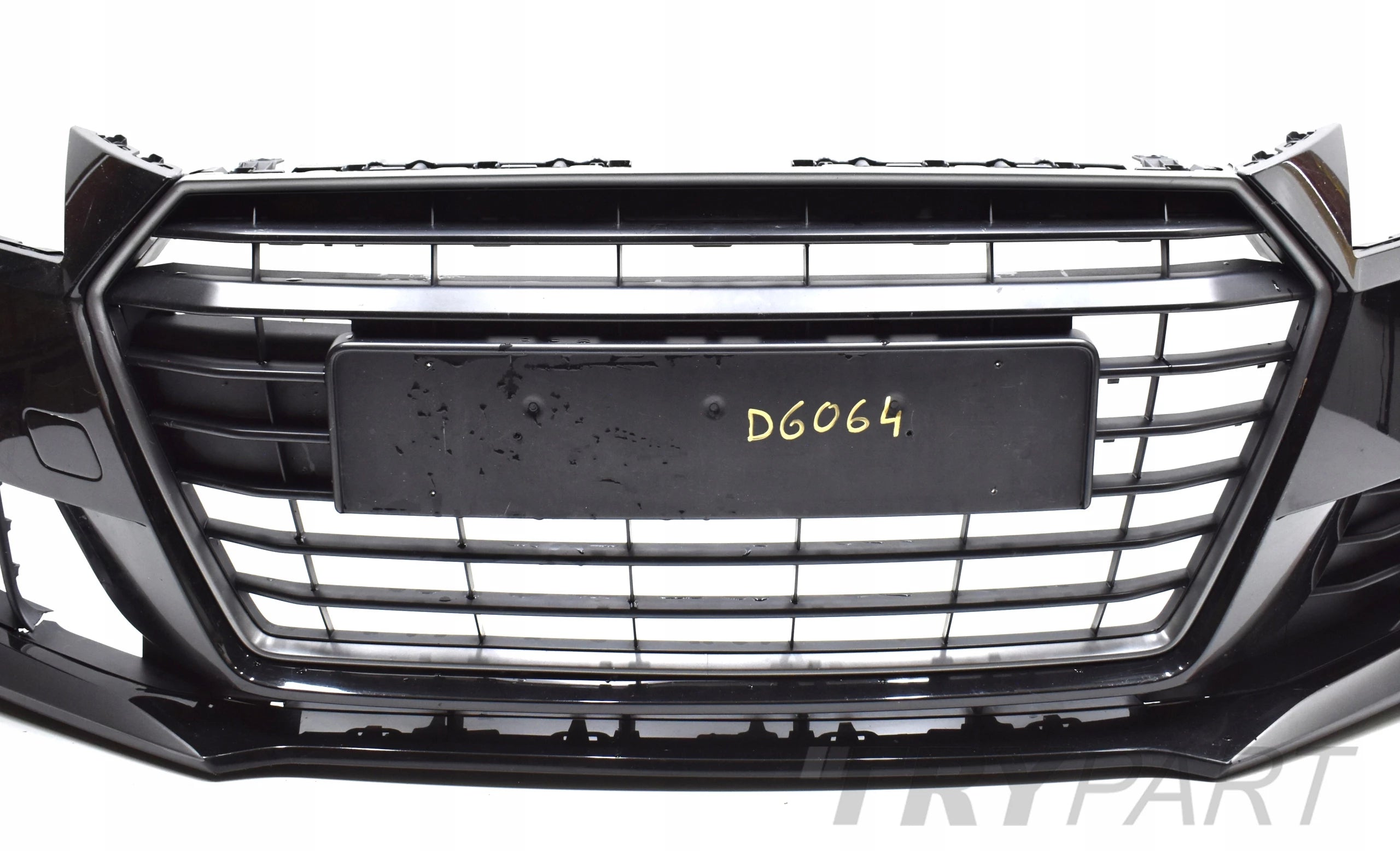 AUDI TT 8S0 FRONT BUMPER ORG + GRILLE