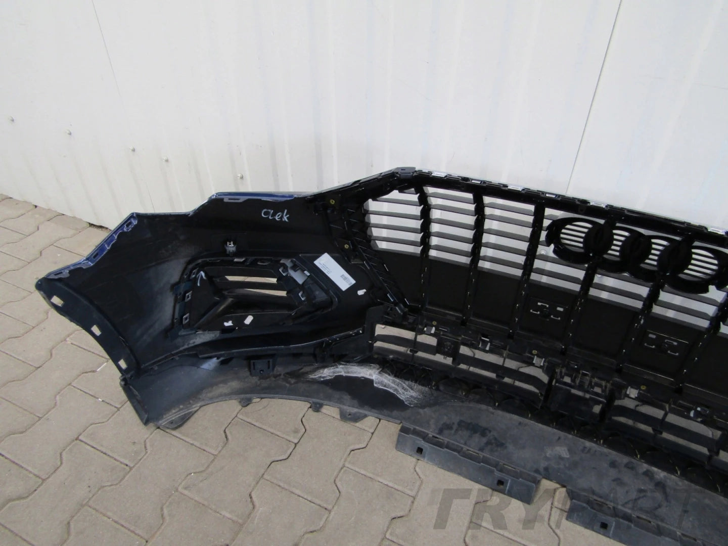 Front bumper Audi Q3 83A 18-