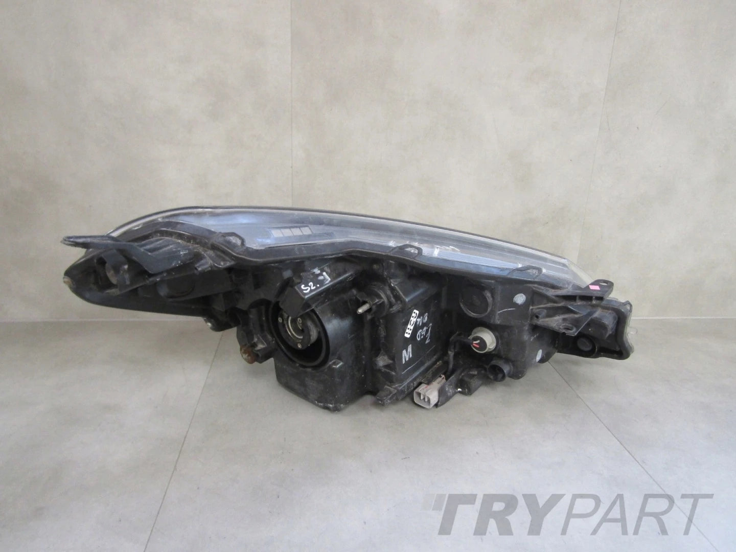 FRONT HEADLIGHT TOYOTA YARIS 3 III LIFT STANDARD LENS + LED 17-20 LH LEFT