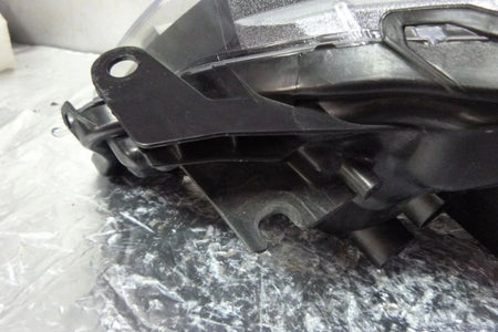 TOYOTA YARIS III LIFT 13- Right Headlight