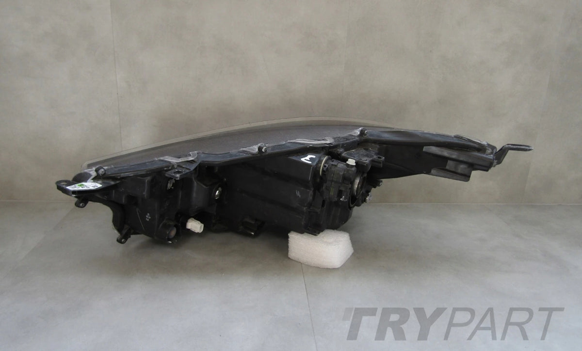 TOYOTA YARIS 4 IV HEADLIGHT STANDARD LENS 20- / MAZDA 2 22- RH