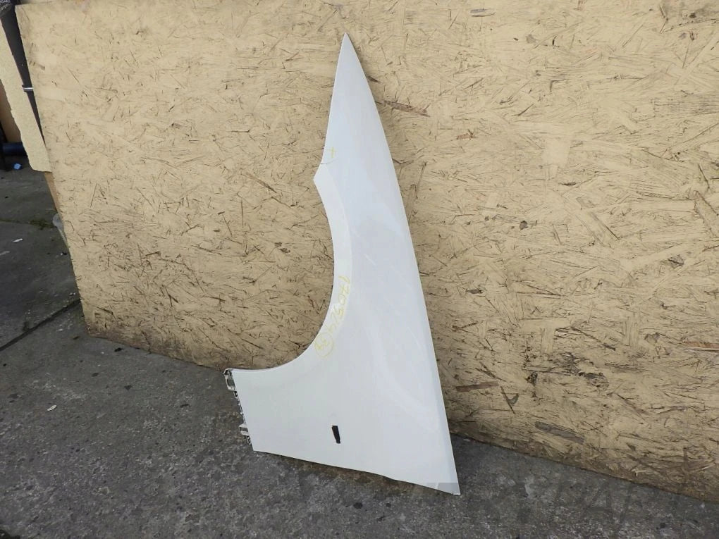 BMW 3 E92 E93 Coupe Cabrio Front Left Fender