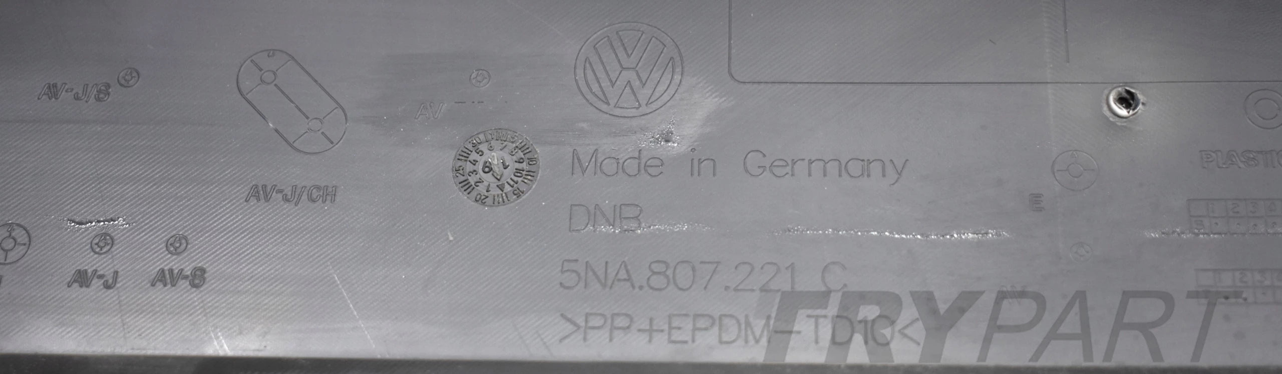 VW TIGUAN II LIFT 5NA FRONT BUMPER ORIGINAL