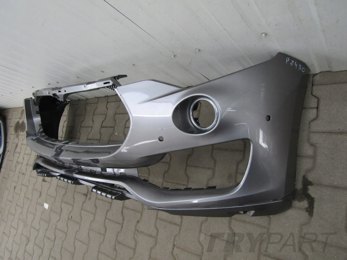 MASERATI LEVANTE 16- Front Bumper
