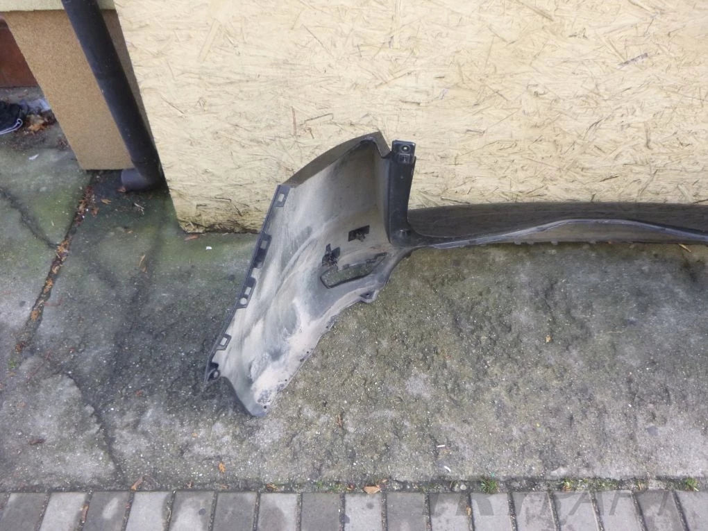 RENAULT MEGANE IV 4 KOMBI 15- Rear Bumper