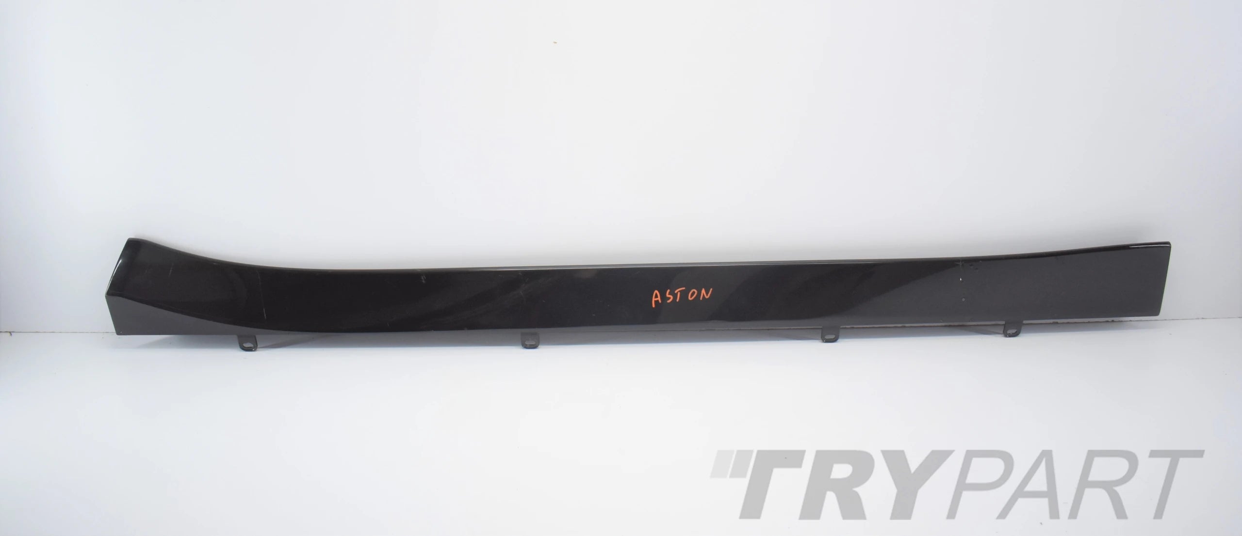 ASTON MARTIN DB11 RIGHT SILL MOULDING ORG