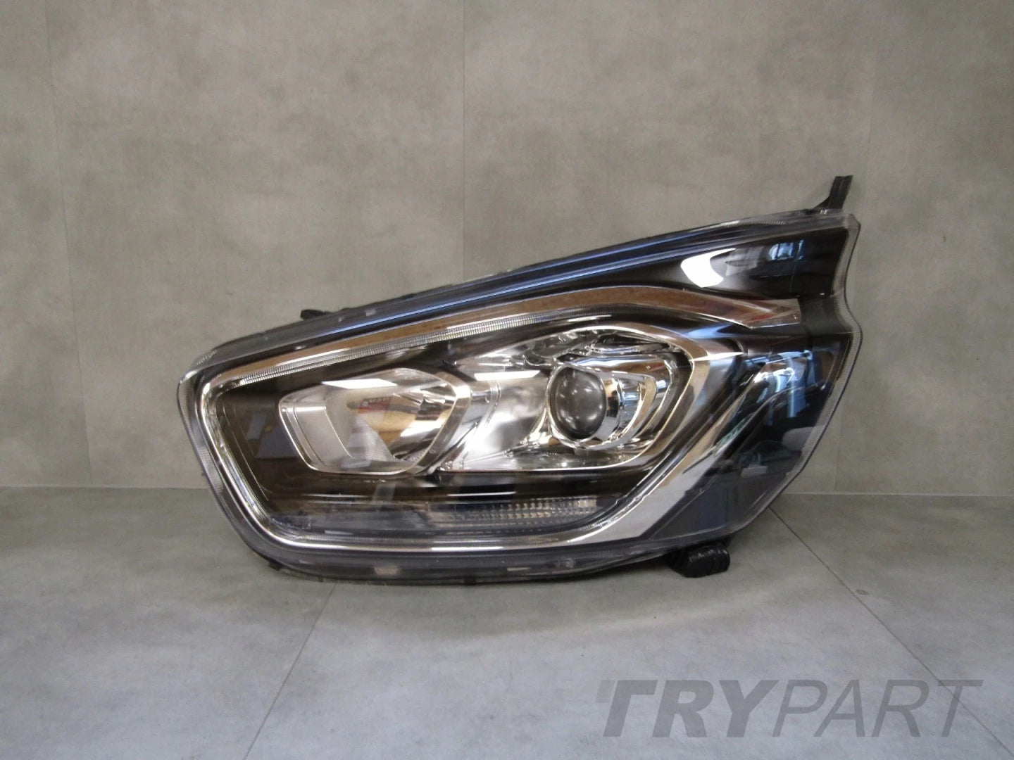 HEADLAMP FORD TRANSIT CUSTOM LIFT STANDARD LED LENS 17-23 LH JK2113W03