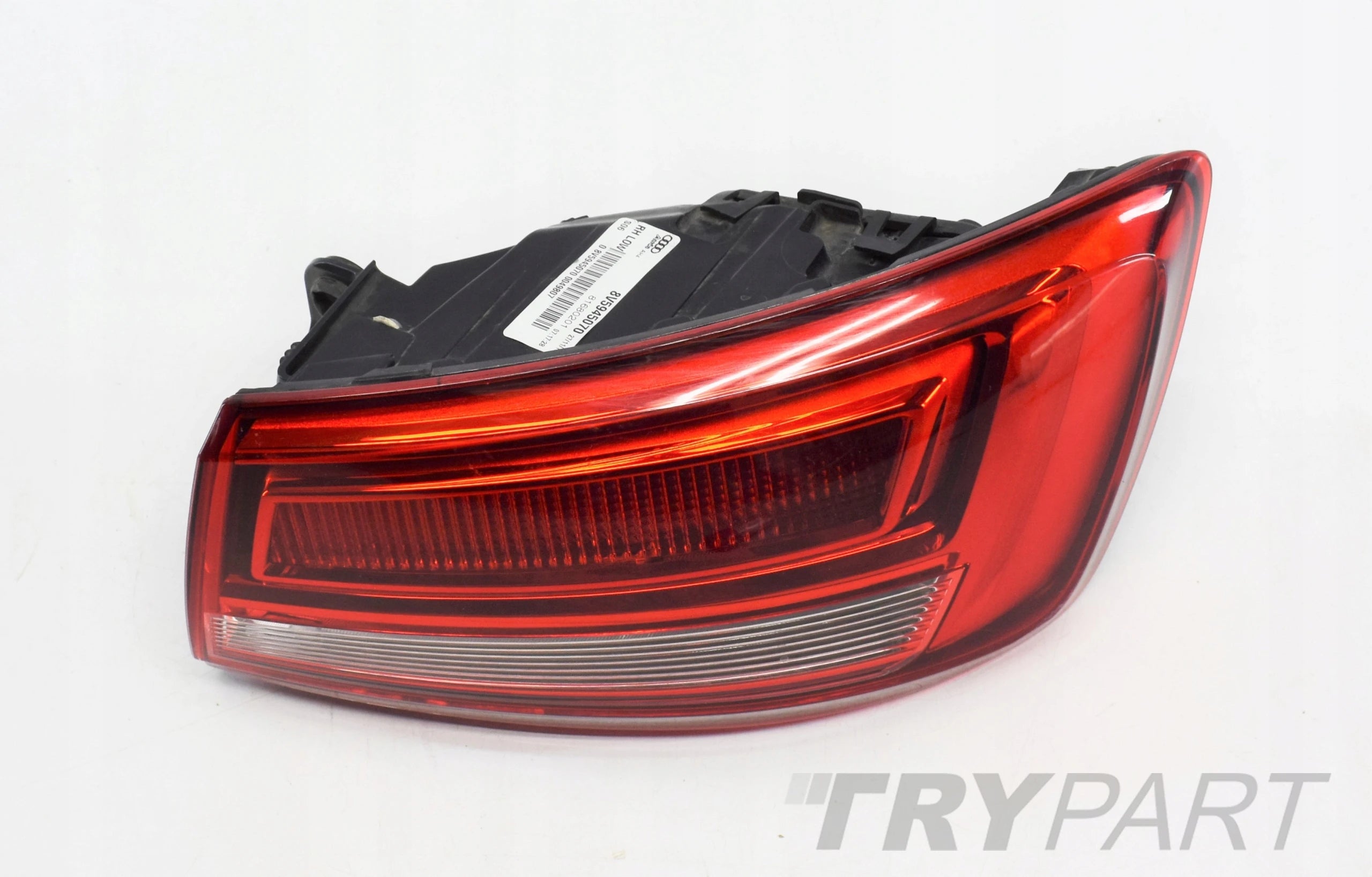 AUDI A3 8V5 RIGHT REAR LIGHT ORG EU SEDAN