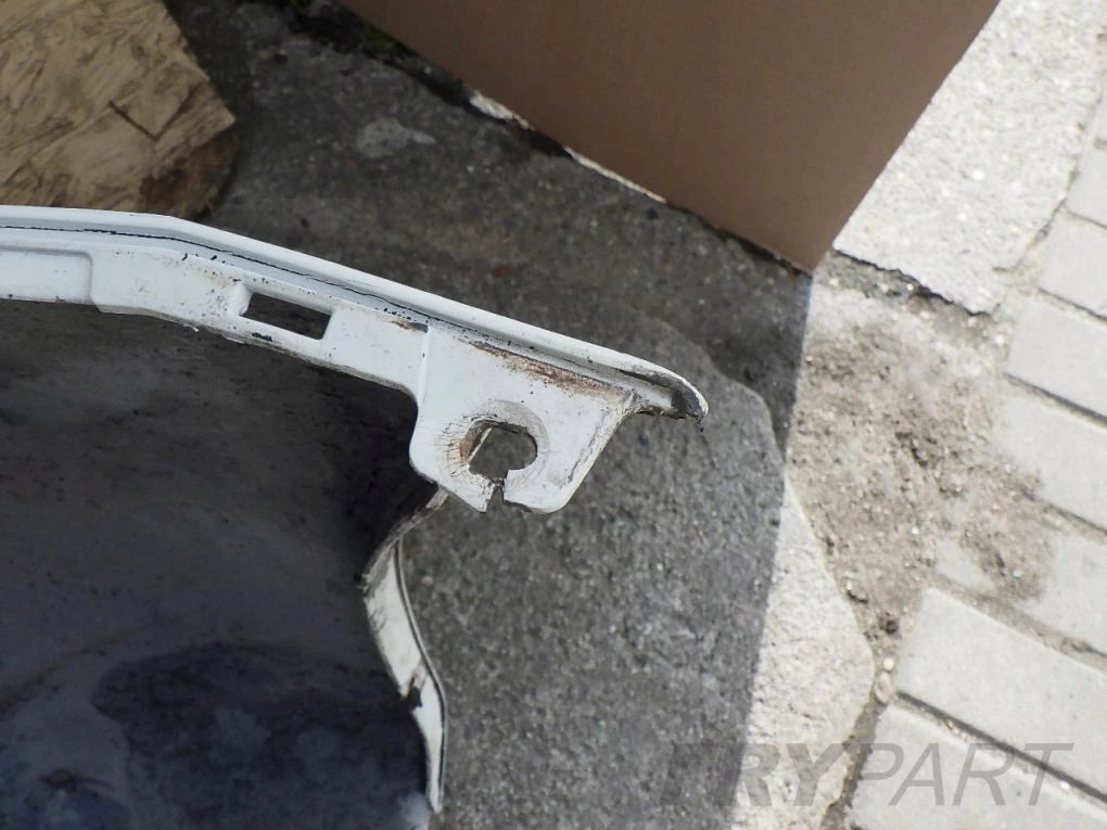 MITSUBISHI L200 L 200 16- Front Bumper