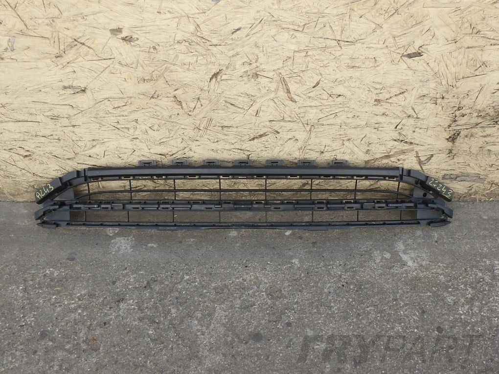 MERCEDES EQA 243 W243 AMG FRONT BUMPER GRILLE