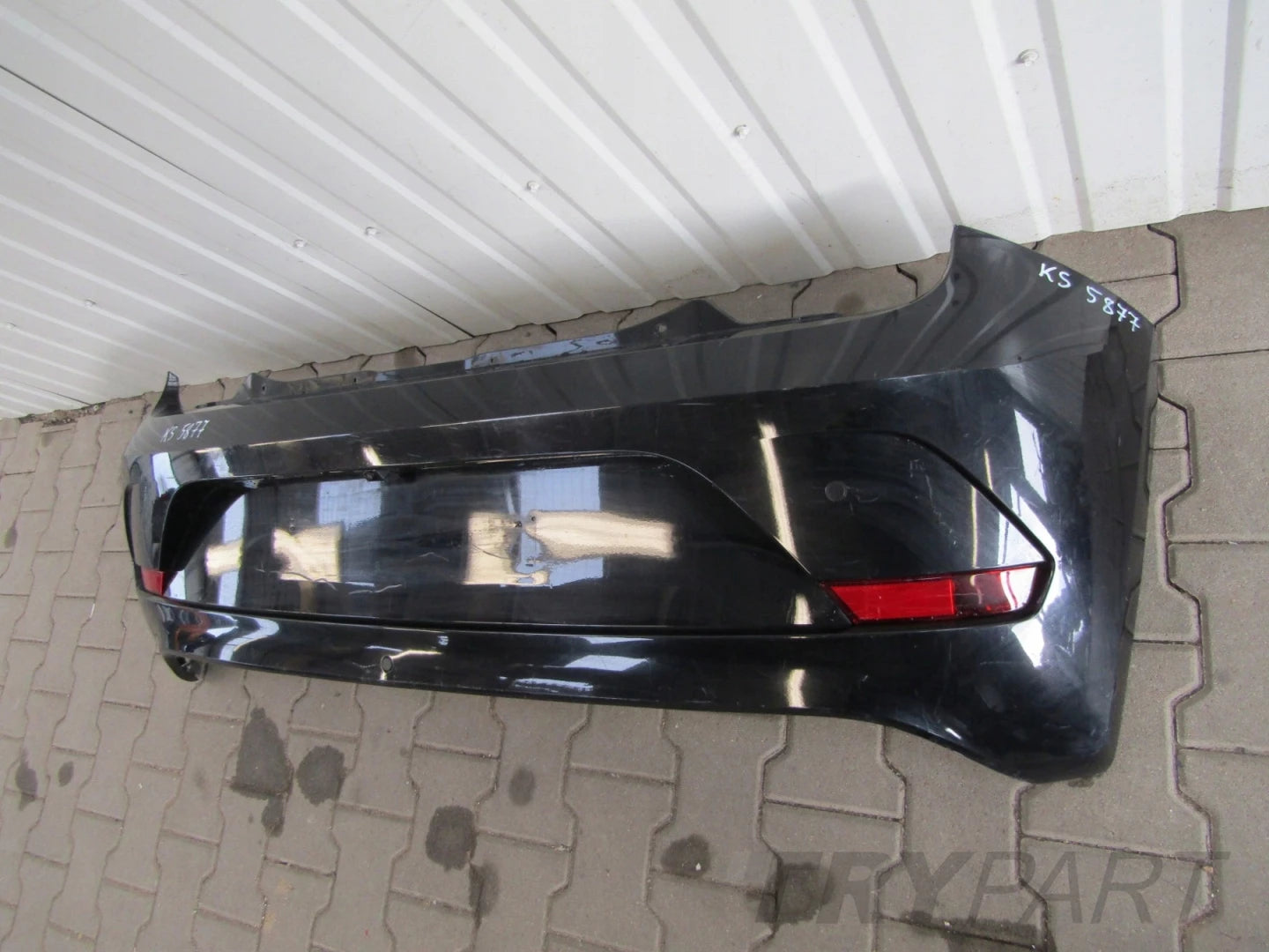 VW Up 1S6 Lift 16- Rear Bumper (Camera + PDC)