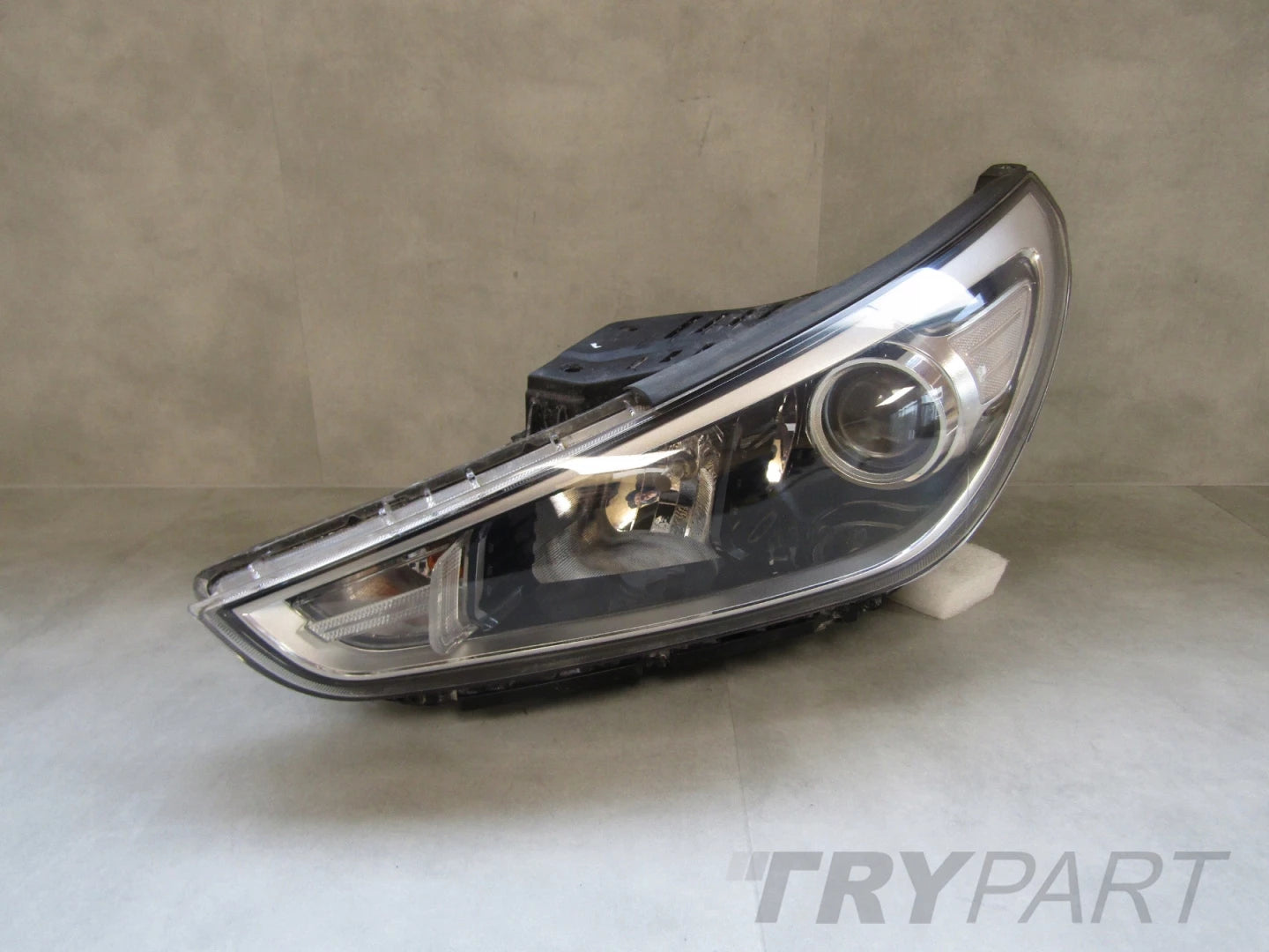 HEADLIGHT HYUNDAI I30 III STANDARD LENS 17-20 LH