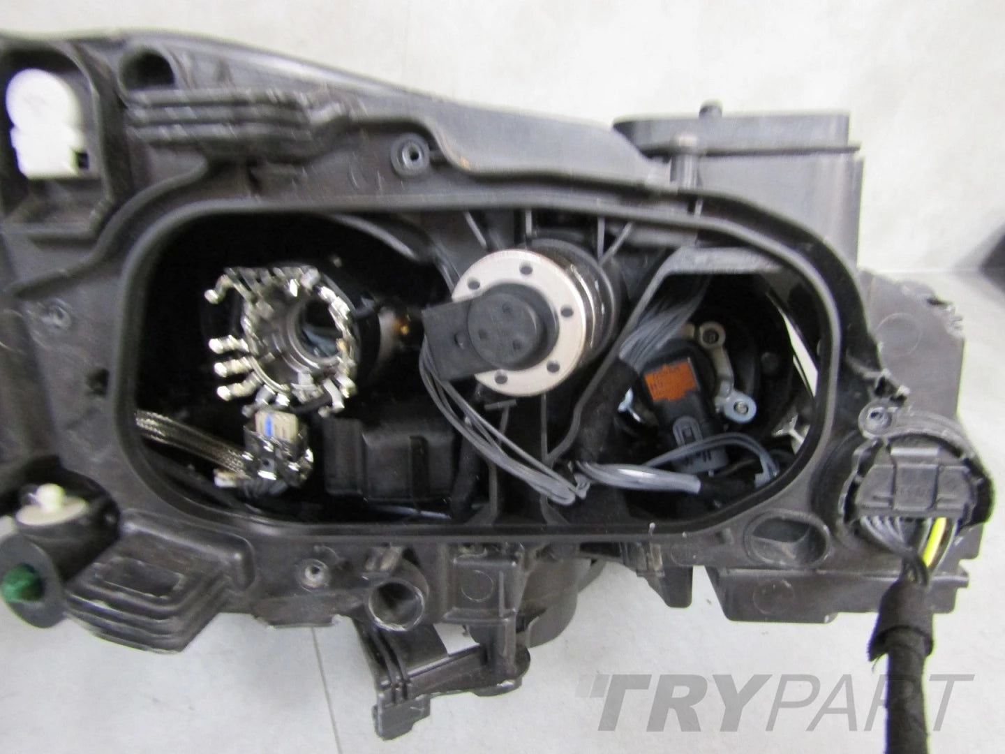 Front Lamp Volvo V60 S60 LIFT XENON ACTIVE BENDING 14-18 LH LEFT 31420253